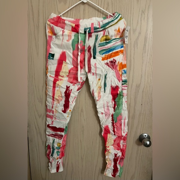 Unique multi color pants size M NWT - Picture 1 of 4